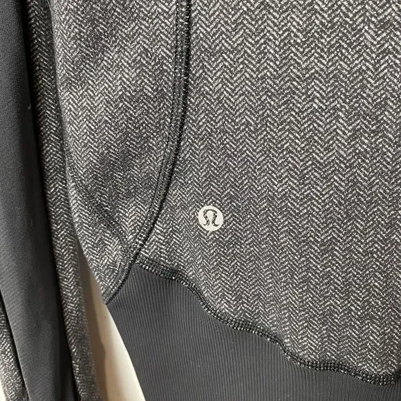 Lululemon Daily Practice Jacket Womens 10 Heathered Gray Black Zip Up Thumbholes - Picture 10 of 10